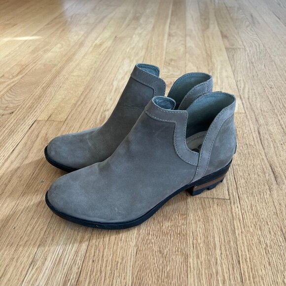 Sorel Shoes - Sorel Lolla Cut-Out Waterproof Leather Ankle Boots Gray Women's US Size 7.5
